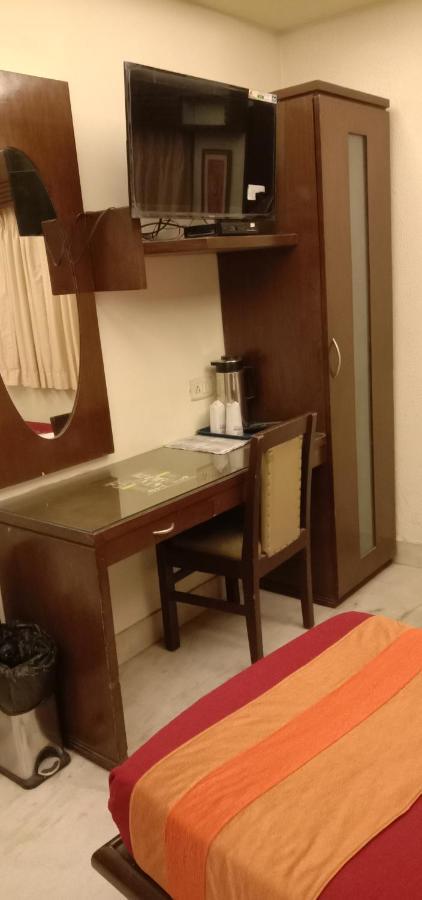 Hotel Aston Kalkuta Zewnętrze zdjęcie