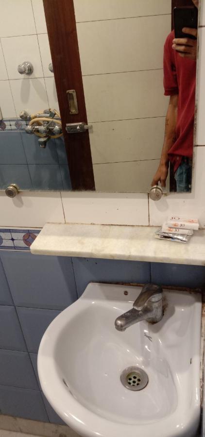Hotel Aston Kalkuta Zewnętrze zdjęcie