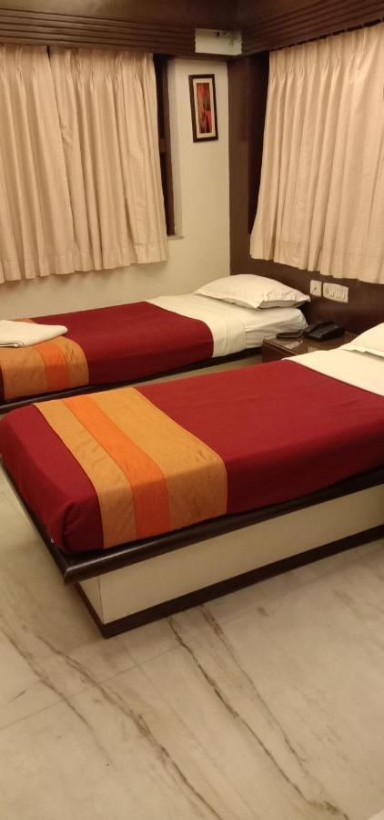 Hotel Aston Kalkuta Zewnętrze zdjęcie