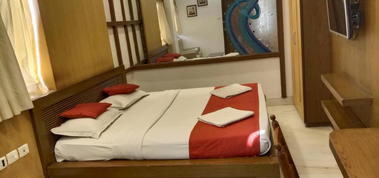 Hotel Aston Kalkuta Zewnętrze zdjęcie