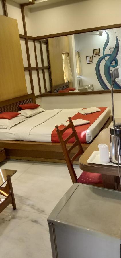 Hotel Aston Kalkuta Zewnętrze zdjęcie